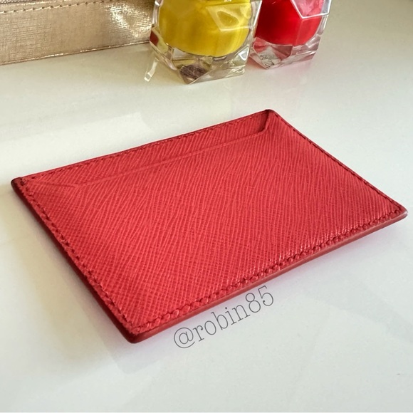 PRADA β‘ Cardholder - Red β‘ Great Condition β‘ Leather β‘ - Picture 4 of 6